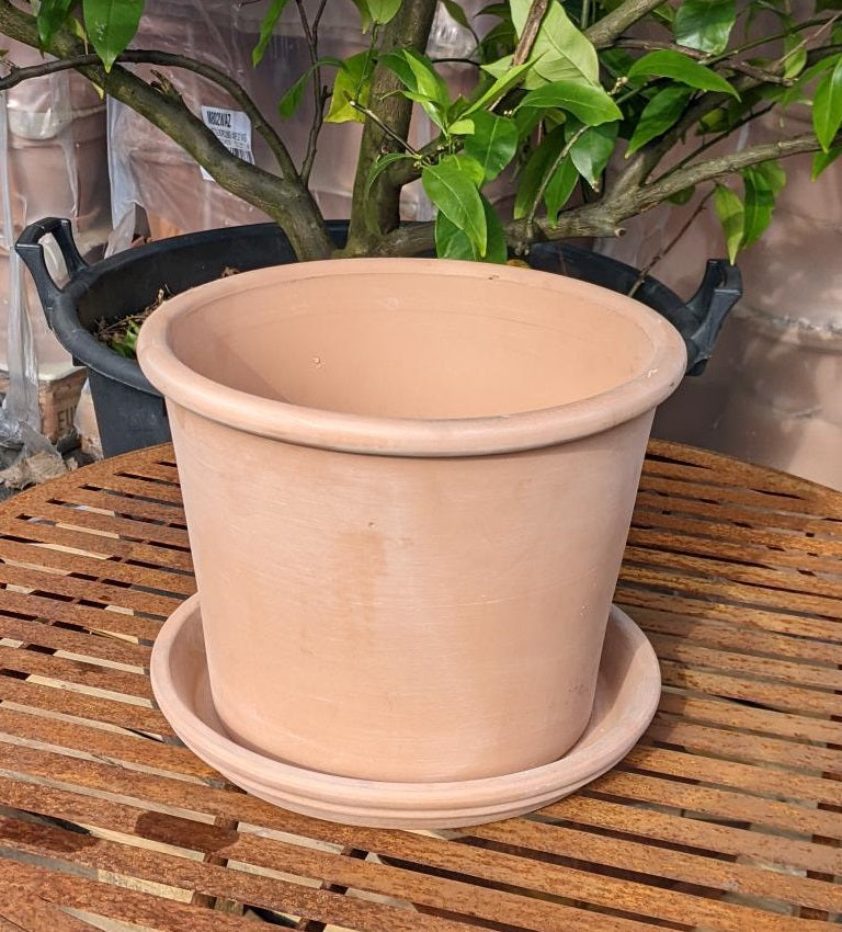 NEU !! 2 tlg. Orig. ital. Blumentopf ø ca. 28 cm inkl. Unterteller aus Terracotta