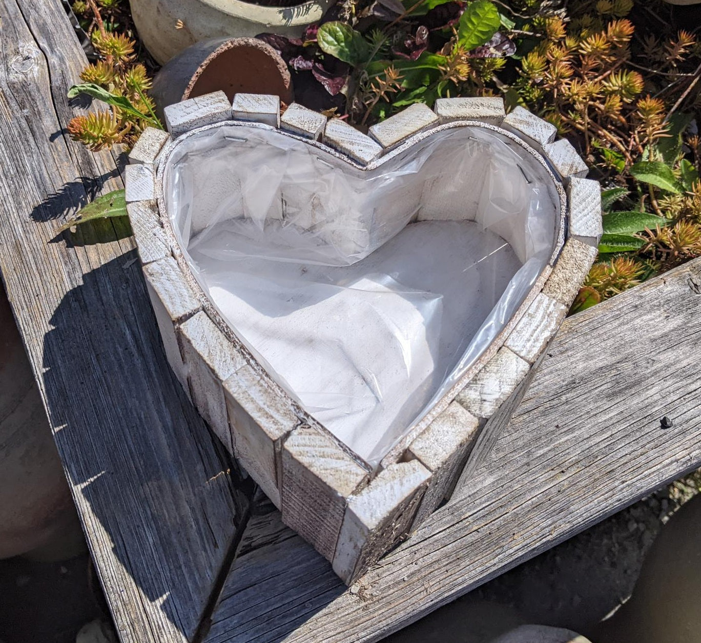 Neu !! Pflanzkorb in Herzform ca. 20 cm breit aus Holz - Naturprodukt Beerdigung Tischdeko Hochzeit Grab Trauer Deko