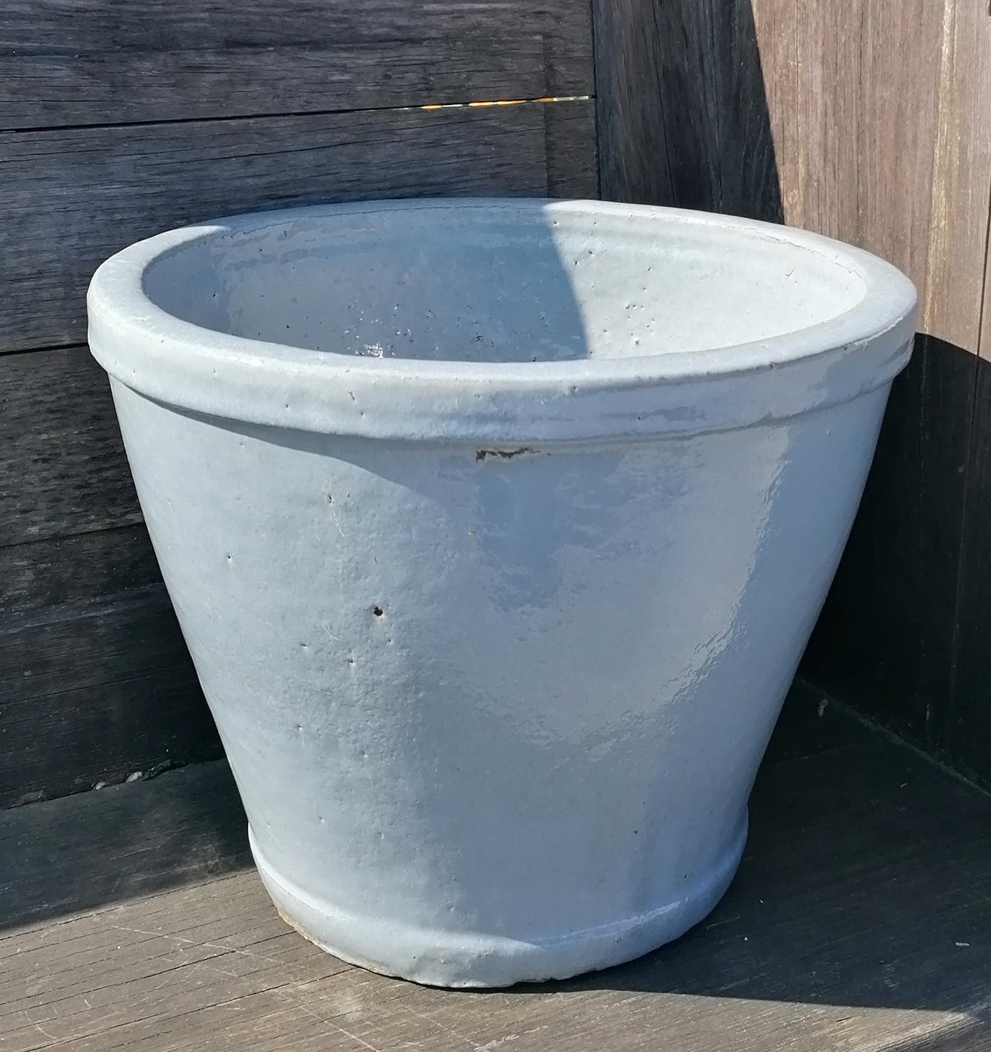 Neu !! 2. Wahl !! Blumentopf winterfest hellblaugrau glasiert ø ca. 34 cm aus Steinzeug Pflanztopf, Blumenkübel , Übertopf