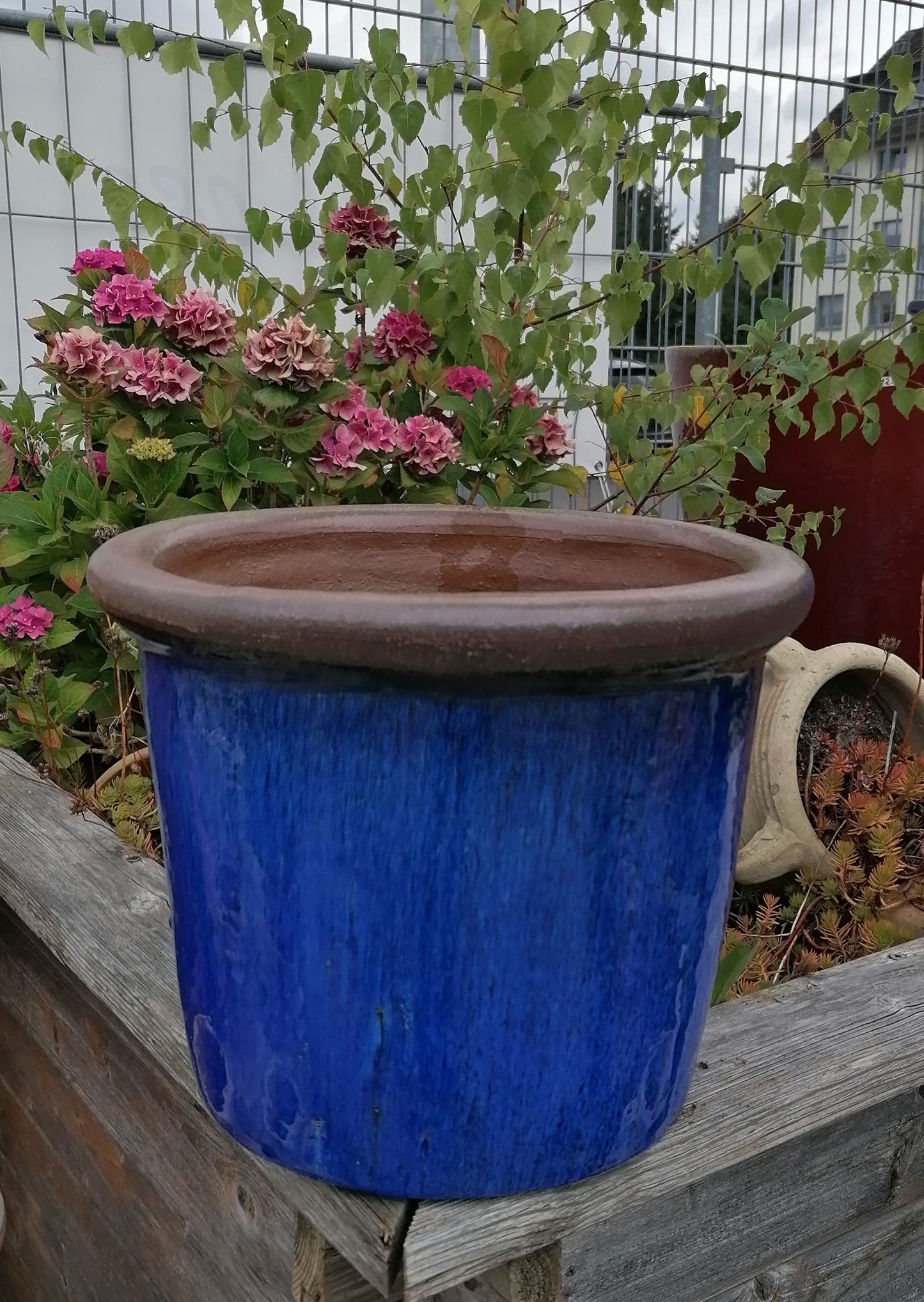 Winterfester Blumentopf blau glänzend glasiert ø ca. 31 cm aus Steinzeug Pflanztopf, Blumenkübel , Übertopf