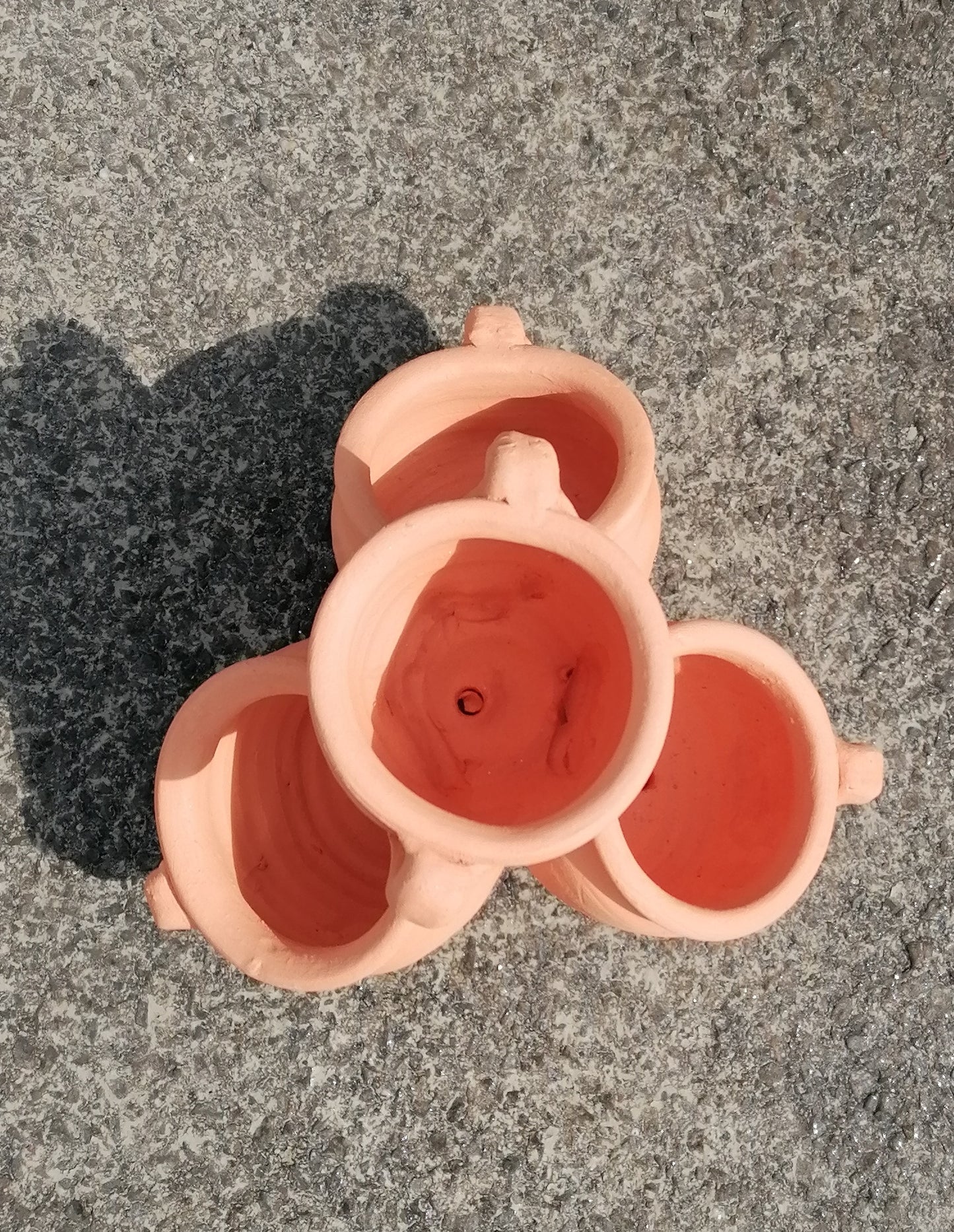 Neu !! Schöner Kräutertopf mit Henkel ca. 25 cm x 25 cm aus rotem Terracotta Terrakotta Erdbeertopf