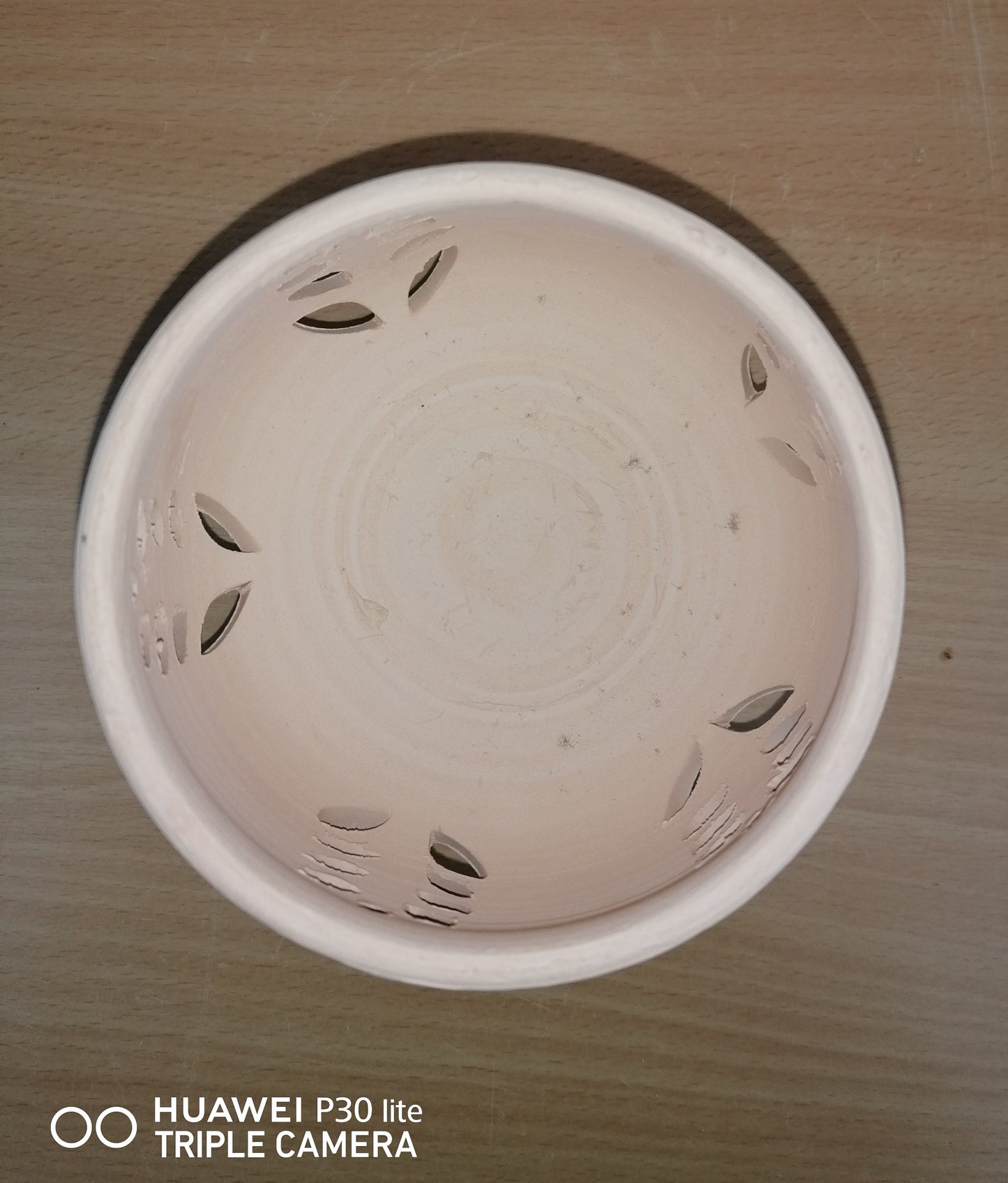 NEU !! Windlicht mit Blätterranke ø ca. 12 cm aus Terracotta