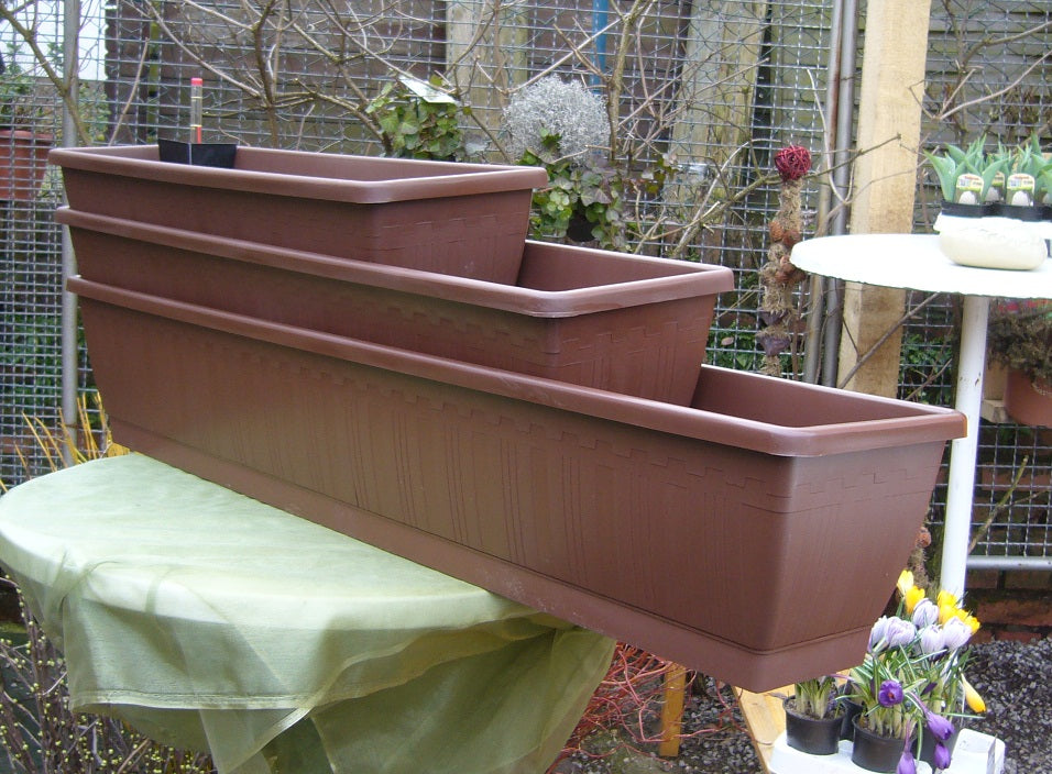 1 Blumenkasten / Balkonkasten mit Wasserspeicher ca. 60 cm aus braunem – La  Casa