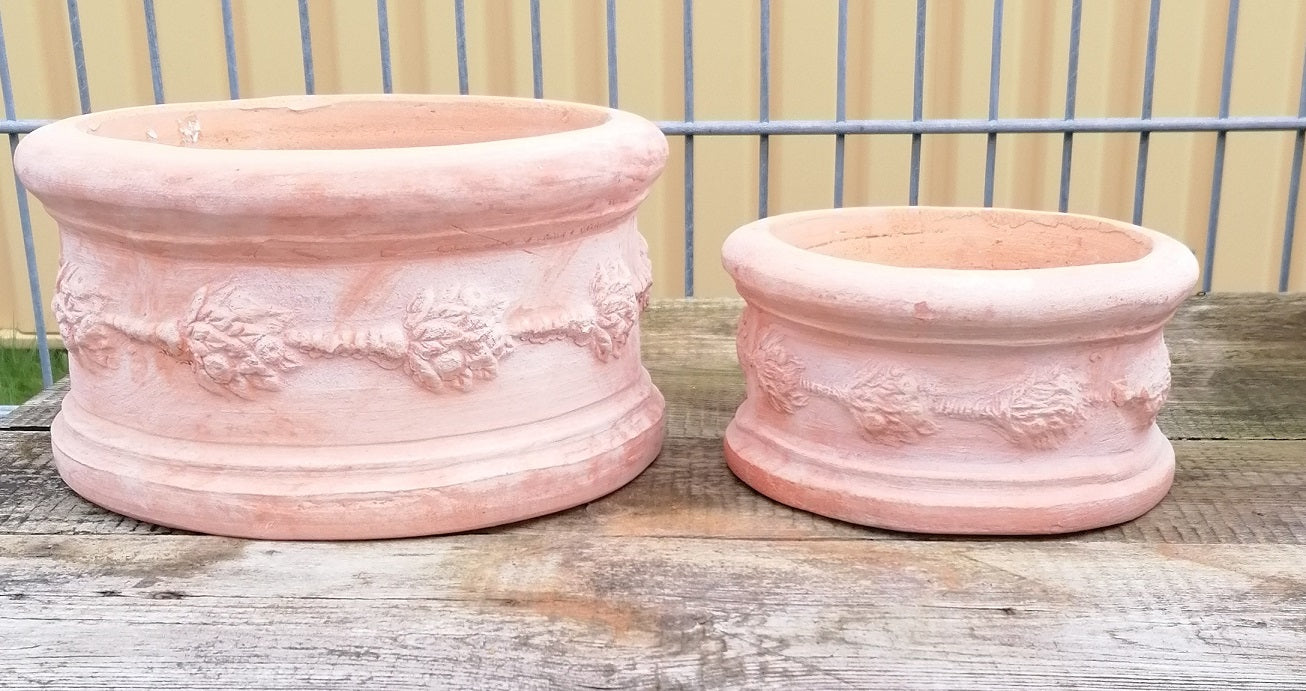 NEU !! 2 er Set Pflanzschalen ø 28 cm + ø 20 cm aus Terracotta mit schöner Ranke , Pflanztopf Blumenkübel Blumentopf