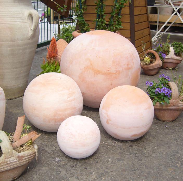 Kugel ø ca. 12 cm aus Terracotta, Deko, Garten