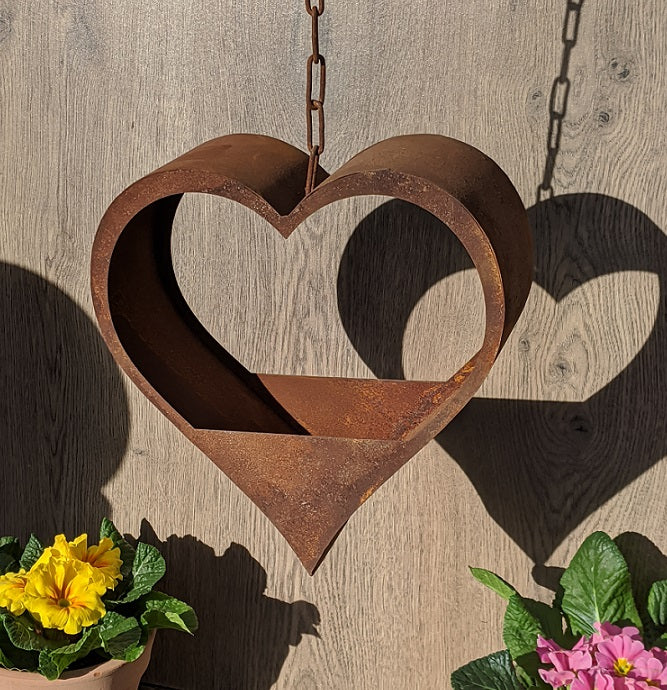Herz ca. 25 cm breit aus Metall in Edelrost mit Kette, Hängeampel, bepflanzbar