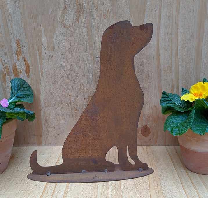 Hund 24 cm breit aus Metall in Edelrost Deko