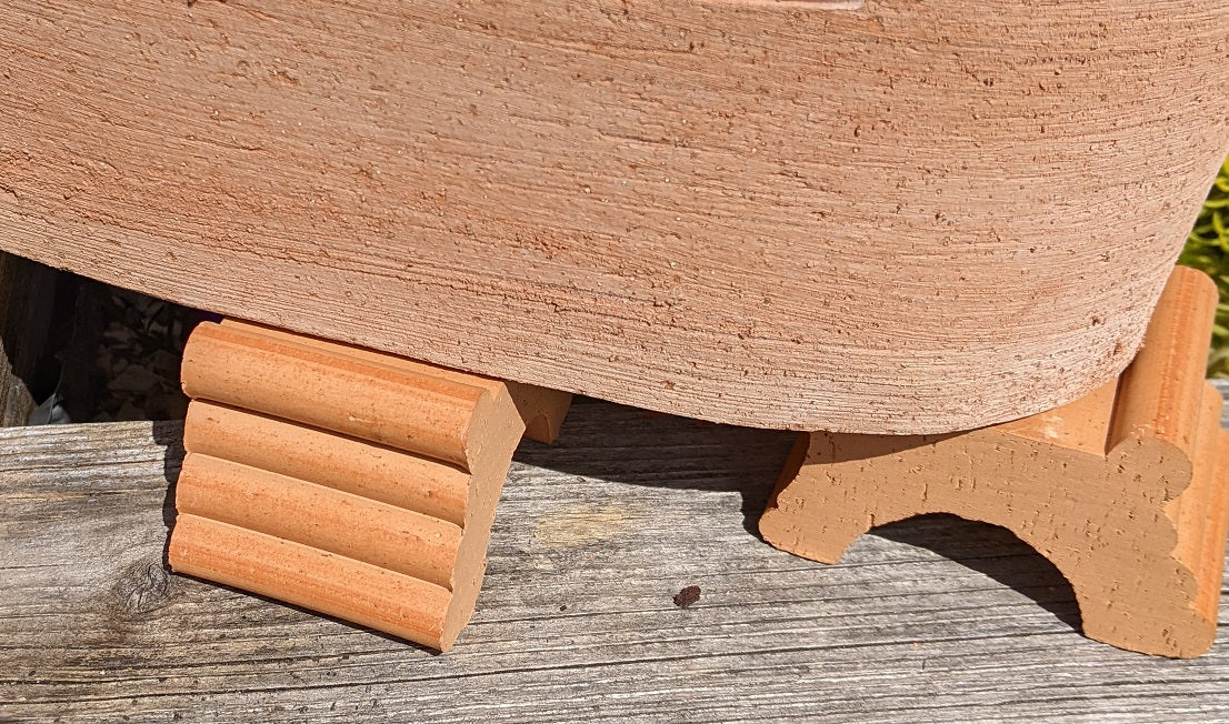 Neu !! Kübelfuß- Untersetzer für Blumentöpfe oder Blumenkübel aus Terracotta