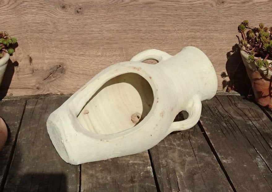 B-Ware !! Rustikale liegende bepflanzbare Amphore ca.30 cm aus Terracotta