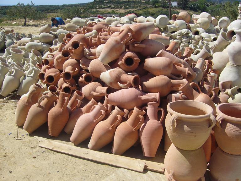 Rustikale handgefertigte Amphore ca. 50 cm hoch mit 2 Henkel aus Terracotta Krug Vase