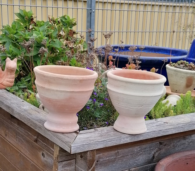 2- er Set Pflanzschalen-Blumentöpfe ø ca. 18 cm aus Terracotta Pokale