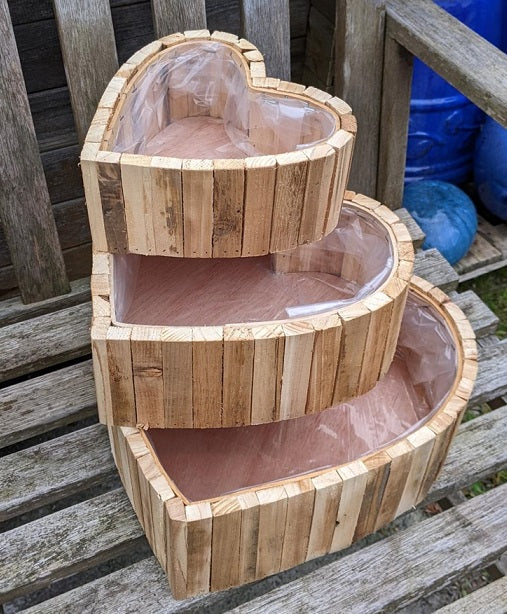 Neu !! 3er Set Pflanzkörbe in Herzform 20cm, 26cm, und 32 cm aus unbehandelten Holz Naturprodukt Beerdigung Trauer Tischdeko Deko Hochzeit Liebe