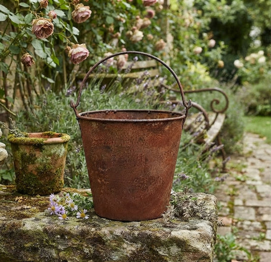 Schöner kleiner Deko - Eimer 15 cm hoch aus Metall in Edelrost Vintage Pflanztopf Sukkulenten Kakteen Sedum