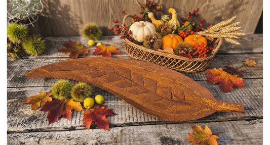 Schale Blatt 54 cm lang aus Metall in Edelrost Herbst Deko