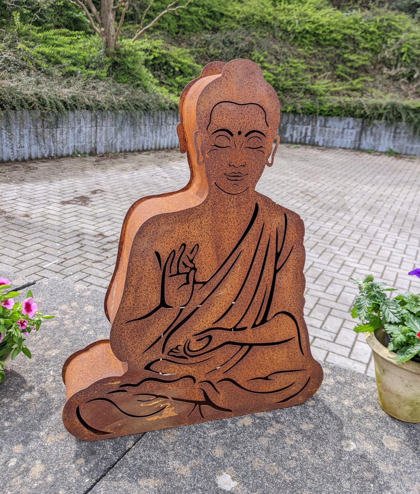 NEU !! 3 D Buddha ca. 50 cm hoch aus Metall in Edelrost Beleuchtbar Dekoration Skulptur Figur Buddhismus Indien Religion