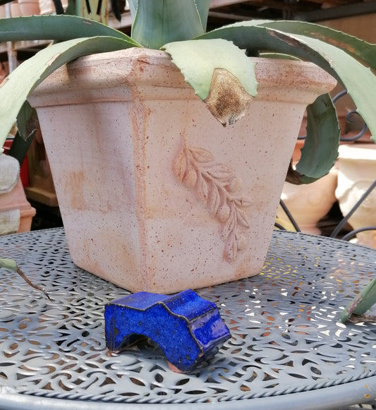 Neu !! 2.Wahl !! Kübelfuß- Untersetzer für Blumentöpfe oder Pflanzkübel aus Steinzeug blau glasiert