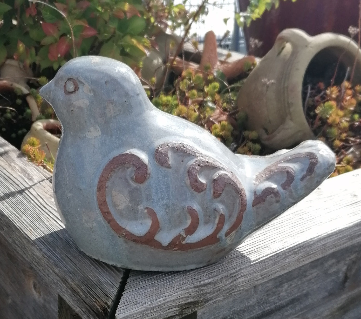 NEU !! 2. Wahl ! Vogel aus frostfesten Steinzeug graublau mit braun abgesetzten Flügeln glasiert ca. 24 cm lang Deko Garten Spatz Figur Taube