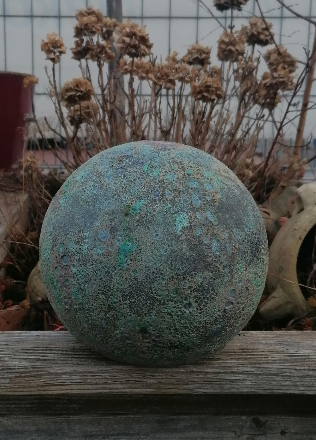 Schöne außergewöhnliche Kugel türkis - grünblau ø ca. 12 cm aus Steinzeug , Deko, Garten, frostfest