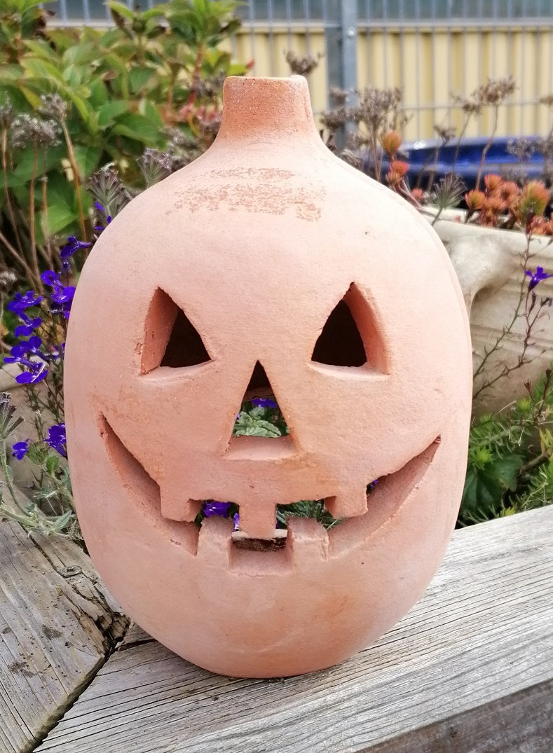 2. Wahl ! Halloween-Kürbisse ca. 20 cm hoch aus Terracotta, beleuchtbar