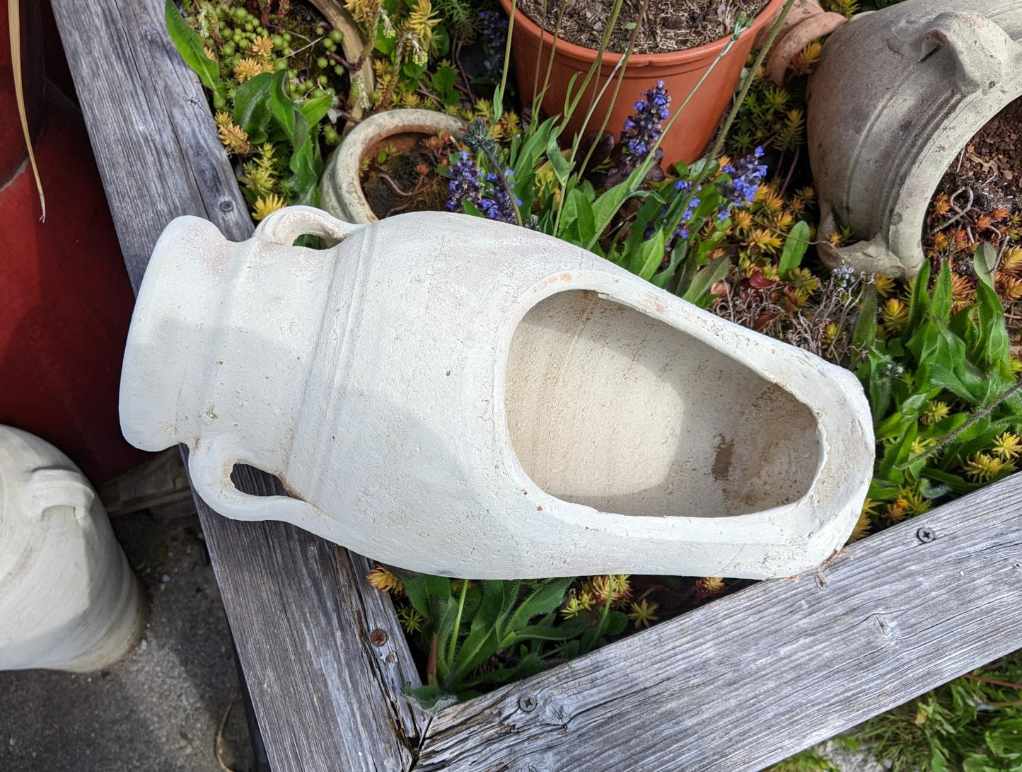NEU !! B-Ware !! Schöne rustikale Liegeamphore ca. 36 cm lang aus Terracotta