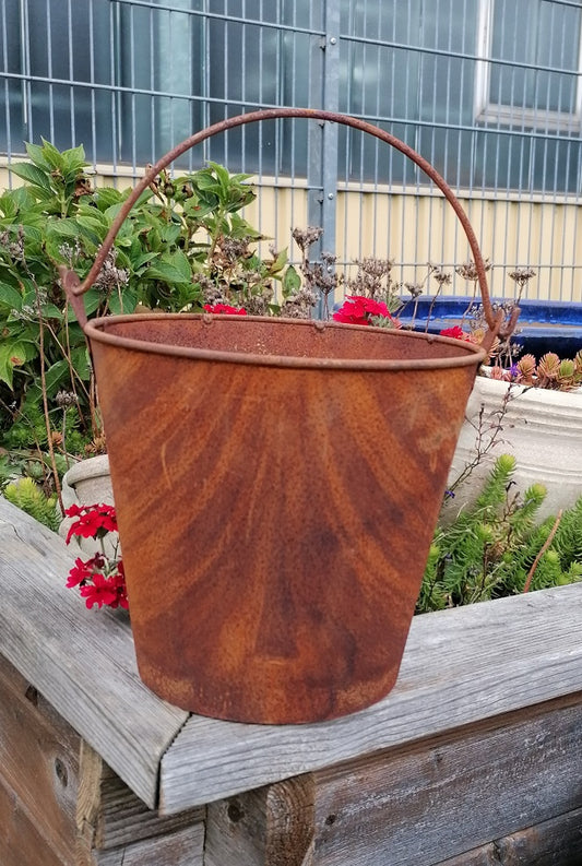 Eimer 15 cm hoch aus Metall in Edelrost