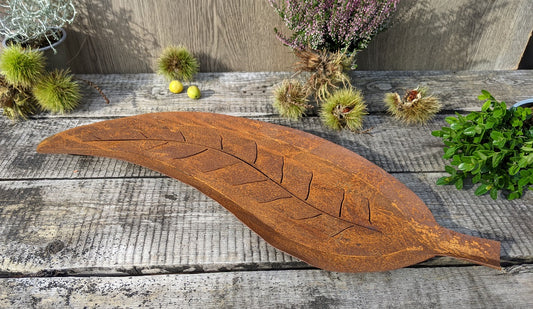 Schale Blatt 54 cm lang aus Metall in Edelrost Herbst Deko