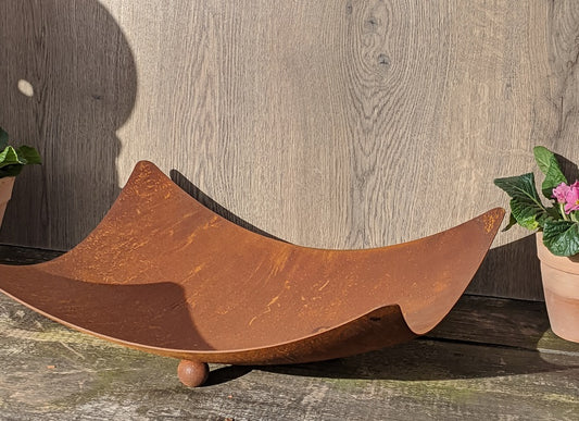 Schale gewölbt 44 cm, 2 mm dick, mit Füßen, extrem stabil aus Metall in Edelrost