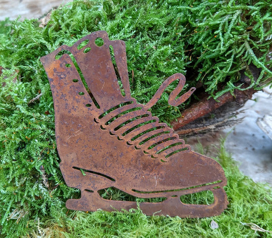 Schlittschuh Anhänger ca. 9 cm hoch aus Metall in Edelrost Weihnachtsbaumschmuck