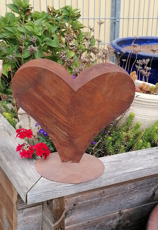 Herz, offen auf Platte, bepflanzbar, 24 x 21 cm aus Metall in Edelrost